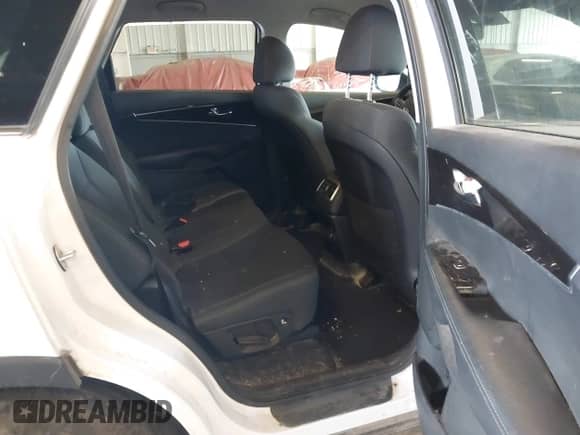 2020 Kia Sorento LX z VIN 5XYPG4A32LG638954, wystawiony jako IAAI lot #43005563 z przebiegiem 101 052 mil mil oraz . Historia ofert i sprzedaży dostępna na DreamBid. Obrazek 8.