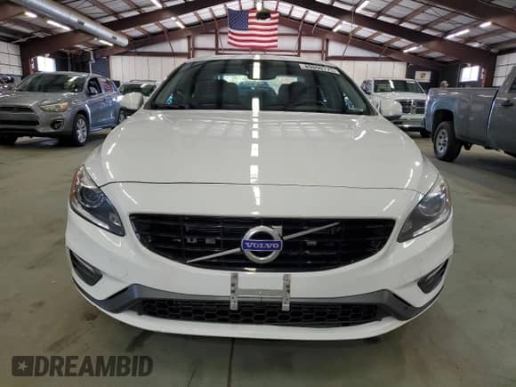 2017 Volvo S60 Dynamic с VIN YV140MTL9H2438394, выставлен на аукционе Copart как лот 89800775 с пробегом 183 479 миль миль и Чистый • Clean title. История ставок и продаж доступна на DreamBid. Изображение 5.