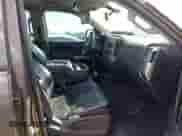 2014 Chevrolet Silverado 1500 LT z VIN 3GCPCREC9EG401885, wystawiony jako IAAI lot #43273797 z przebiegiem 216 606 mil mil oraz . Historia ofert i sprzedaży dostępna na DreamBid. Obrazek 5.