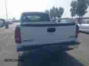 2000 GMC Sierra 1500 SLE z VIN 1GTEC19T0YZ300810, wystawiony jako IAAI lot #42471227 z przebiegiem Nie podano mil oraz . Historia ofert i sprzedaży dostępna na DreamBid. Obrazek 16.