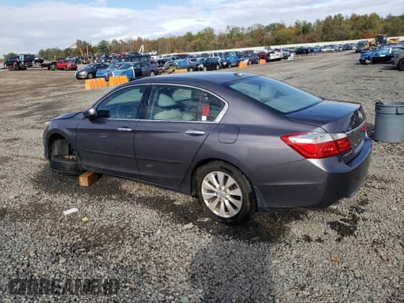 2014 Honda Accord EX-L with VIN 1HGCR3F84EA039615, listed as a Copart auction lot 86696185 with 93,446 mi miles and Salvage title. Bid and sale history available at DreamBid. Image 2.