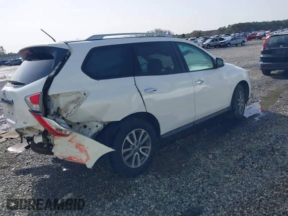 2013 Nissan Pathfinder Platinum with VIN 5N1AR2MN9DC644334, listed as a IAAI auction lot 41731813 with 220,742 mi miles and . Bid and sale history available at DreamBid. Image 4.