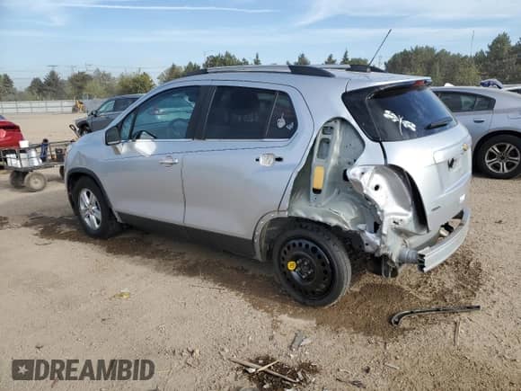 2020 Chevrolet Trax LT with VIN 3GNCJLSB6LL213527, listed as a Copart auction lot 84623415 with 40,922 mi miles and Salvage title. Bid and sale history available at DreamBid. Image 2.
