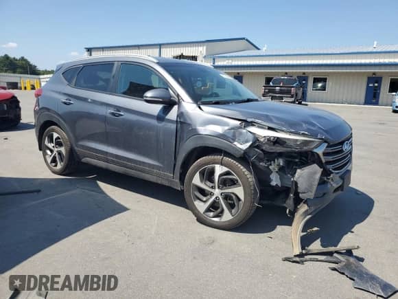 2016 Hyundai Tucson Sport z VIN KM8J3CA25GU072176, wystawiony jako Copart lot #67894445 z przebiegiem 101 207 mil mil oraz Szkoda całkowita • Salvage title. Historia ofert i sprzedaży dostępna na DreamBid. Obrazek 4.