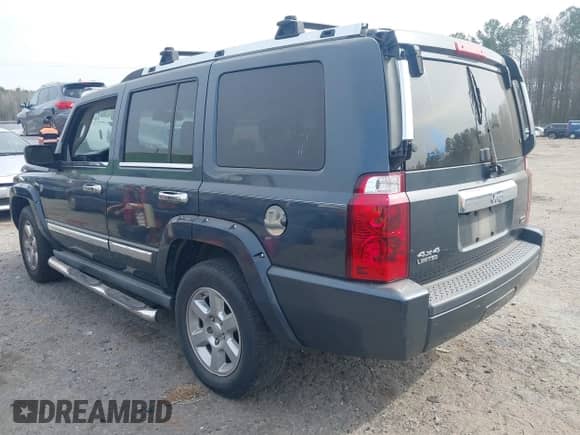 2007 Jeep Commander Limited with VIN 1J8HG58P47C573353, listed as a IAAI auction lot 41793642 with 284,705 mi miles and . Bid and sale history available at DreamBid. Image 3.