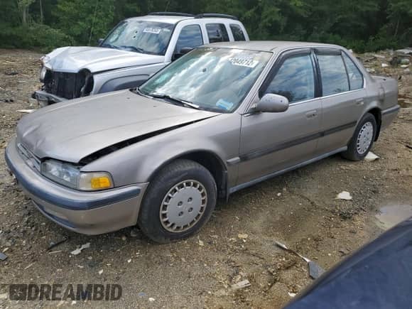 1991 Honda Accord с VIN 1HGCB7655MA125418, выставлен на аукционе Copart как лот 42049712 с пробегом 241 937 миль миль и На запчасти • Non repairable. История ставок и продаж доступна на DreamBid. Изображение 1.