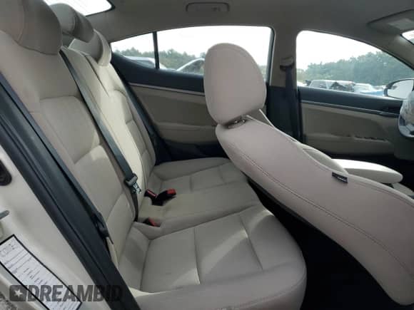 2017 Hyundai Elantra SE with VIN 5NPD74LF6HH177025, listed as a Copart auction lot 82204025 with 67,662 mi miles and Salvage title. Bid and sale history available at DreamBid. Image 10.