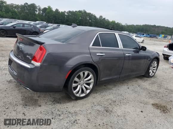 2017 Chrysler 300 C with VIN 2C3CCAET8HH619101, listed as a Copart auction lot 56206725 with 161,563 mi miles and Clean title. Bid and sale history available at DreamBid. Image 3.