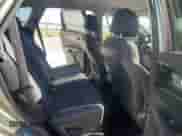 2017 Kia Sorento LX z VIN 5XYPG4A5XHG307127, wystawiony jako Copart lot #85592015 z przebiegiem 124 459 mil mil oraz Szkoda całkowita • Salvage title. Historia ofert i sprzedaży dostępna na DreamBid. Obrazek 11.