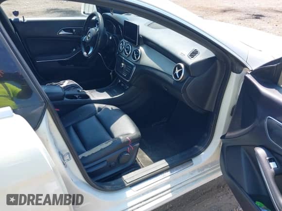 2015 Mercedes-Benz CLA 250 с VIN WDDSJ4EB8FN282980, выставлен на аукционе IAAI как лот 43006269 с пробегом 195 974 миль миль и . История ставок и продаж доступна на DreamBid. Изображение 5.