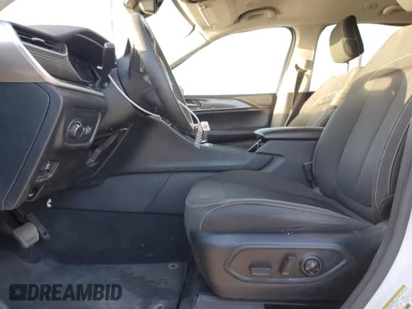 2023 Jeep Grand Cherokee Altitude z VIN 1C4RJHAG6PC514510, wystawiony jako Copart lot #69847905 z przebiegiem 68 219 mil mil oraz Czysty tytuł • Clean title. Historia ofert i sprzedaży dostępna na DreamBid. Obrazek 7.