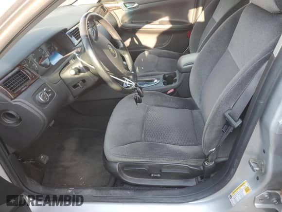 2013 Chevrolet Impala LT с VIN 2G1WB5E37D1162893, выставлен на аукционе Copart как лот 70104165 с пробегом 92 978 миль миль и Чистый • Clean title. История ставок и продаж доступна на DreamBid. Изображение 7.
