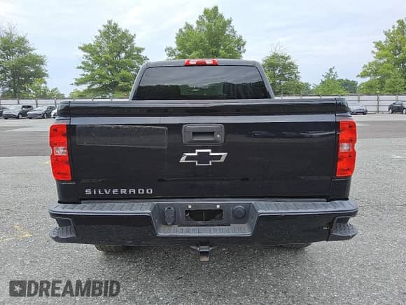 2018 Chevrolet Silverado 1500 Custom с VIN 3GCPCPECXJG554905, выставлен на аукционе Copart как лот 65041475 с пробегом 180 074 миль миль и Чистый • Clean title. История ставок и продаж доступна на DreamBid. Изображение 6.
