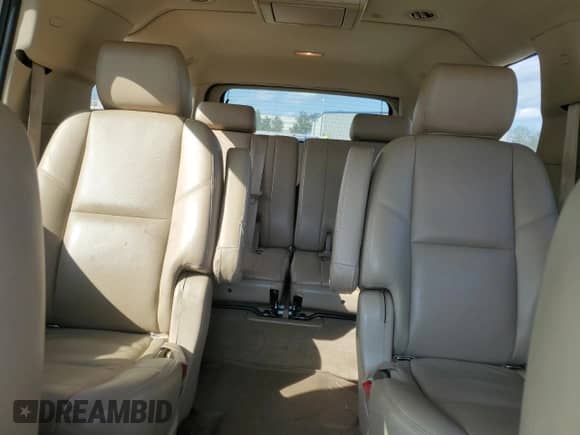 2011 Chevrolet Suburban LTZ с VIN 1GNSKKE34BR391239, выставлен на аукционе Copart как лот 70510555 с пробегом 223 031 миль миль и Списание • Salvage title. История ставок и продаж доступна на DreamBid. Изображение 10.