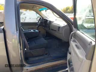 2012 Chevrolet Silverado 1500 Work Truck с VIN 1GCNKPE04CZ193593, выставлен на аукционе IAAI как лот 43537091 с пробегом 225 401 миль миль и . История ставок и продаж доступна на DreamBid. Изображение 5.