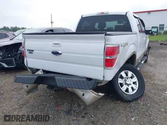 2009 Ford F-150 XL with VIN 1FTPW14VX9FB41550, listed as a IAAI auction lot 42865366 with 82,502 mi miles and . Bid and sale history available at DreamBid. Image 18.