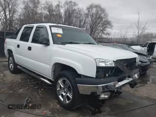 2005 Chevrolet Avalanche Z71 с VIN 3GNEK12Z65G200232, выставлен на аукционе IAAI как лот 41128043 с пробегом 173 874 миль миль и . История ставок и продаж доступна на DreamBid. Изображение 1.