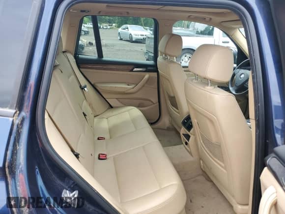 2013 BMW X3 xDrive28i с VIN 5UXWX9C53D0A18324, выставлен на аукционе Copart как лот 58662115 с пробегом 87 364 миль миль и Списание • Salvage title. История ставок и продаж доступна на DreamBid. Изображение 10.