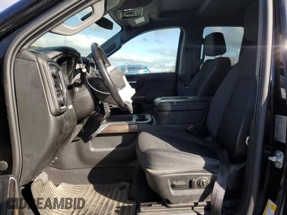 2019 Chevrolet Silverado 1500 RST z VIN 1GCRWDED2KZ192853, wystawiony jako Copart lot #84252314 z przebiegiem 84 040 mil mil oraz Szkoda całkowita • Salvage title. Historia ofert i sprzedaży dostępna na DreamBid. Obrazek 7.