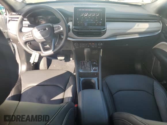 2025 Jeep Compass Limited with VIN 3C4NJDCN1ST538438, listed as a Copart auction lot 63023205 with 2,449 mi miles and Clean title. Bid and sale history available at DreamBid. Image 8.