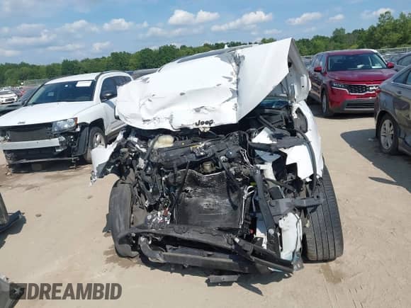 2018 Jeep Grand Cherokee Altitude с VIN 1C4RJFAGXJC468322, выставлен на аукционе IAAI как лот 42941935 с пробегом Не указан миль и . История ставок и продаж доступна на DreamBid. Изображение 13.