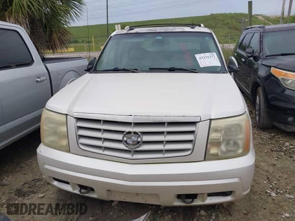 2003 Cadillac Escalade EXT with VIN 3GYEK63N33G153623, listed as a IAAI auction lot 43231377 with 110,519 mi miles and . Bid and sale history available at DreamBid. Image 12.