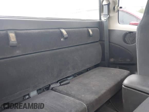 2002 Dodge Dakota с VIN 1B7GL12X82S682462, выставлен на аукционе IAAI как лот 43037033 с пробегом 139 950 миль миль и . История ставок и продаж доступна на DreamBid. Изображение 8.