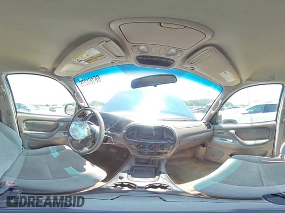 2005 Toyota Tundra SR5 с VIN 5TBET34135S472210, выставлен на аукционе Copart как лот 66161275 с пробегом 261 529 миль миль и На запчасти • Non repairable. История ставок и продаж доступна на DreamBid. Изображение 14.