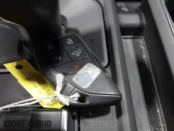 2023 GMC Sierra 1500 Denali with VIN 1GTUUGEL6PZ280062, listed as a IAAI auction lot 42996820 with 29,215 mi miles and . Bid and sale history available at DreamBid. Image 11.