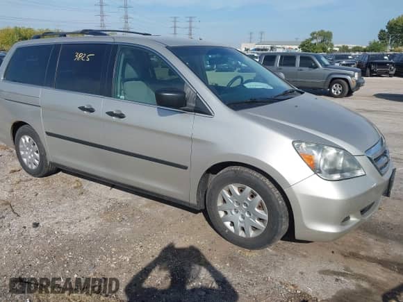 2007 Honda Odyssey LX with VIN 5FNRL38227B022020, listed as a IAAI auction lot 43363825 with 237,602 mi miles and . Bid and sale history available at DreamBid. Image 1.