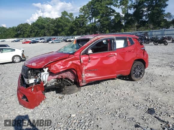 2022 Jeep Compass (RED) Edition with VIN 3C4NJDCB5NT132656, listed as a Copart auction lot 62827535 with Not provided miles and Salvage title. Bid and sale history available at DreamBid. Image 1.