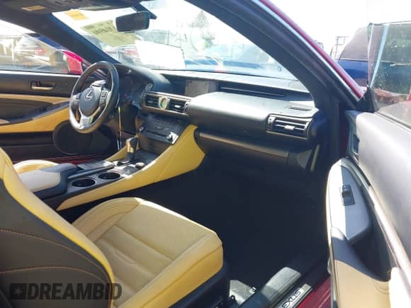 2015 Lexus RC 350 F Sport z VIN JTHSE5BC7F5004605, wystawiony jako IAAI lot #41730394 z przebiegiem 68 713 mil mil oraz . Historia ofert i sprzedaży dostępna na DreamBid. Obrazek 5.