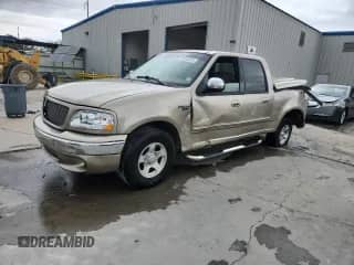 2002 Ford F-150 XLT с VIN 1FTRW07672KB72839, выставлен на аукционе Copart как лот 82162225 с пробегом Не указан миль и Списание • Salvage title. История ставок и продаж доступна на DreamBid. Изображение 1.