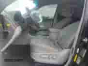 2012 Hyundai Veracruz Limited с VIN KM8NU4CC5CU180981, выставлен на аукционе Copart как лот 82311325 с пробегом 202 106 миль миль и Списание • Salvage title. История ставок и продаж доступна на DreamBid. Изображение 7.