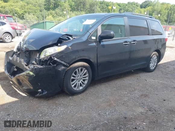 2016 Toyota Sienna XLE with VIN 5TDYK3DC4GS691172, listed as a IAAI auction lot 42705214 with 151,985 mi miles and . Bid and sale history available at DreamBid. Image 2.
