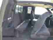 2001 Dodge 1500 z VIN 3B7HC13Y01G759021, wystawiony jako IAAI lot #42882455 z przebiegiem 225 700 mil mil oraz . Historia ofert i sprzedaży dostępna na DreamBid. Obrazek 8.