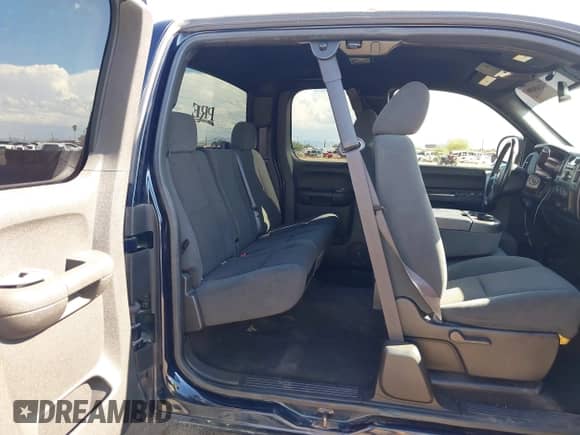 2007 Chevrolet Silverado 1500 1LT с VIN 1GCEK19CX7Z543185, выставлен на аукционе IAAI как лот 43268496 с пробегом Не указан миль и . История ставок и продаж доступна на DreamBid. Изображение 8.