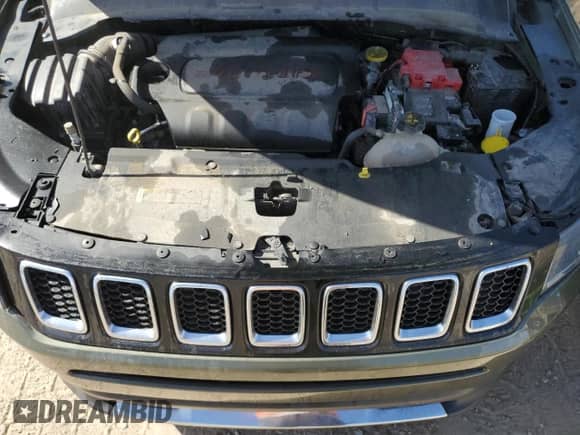 2019 Jeep Compass Limited z VIN 3C4NJDCBXKT840140, wystawiony jako Copart lot #84477385 z przebiegiem 62 340 mil mil oraz Czysty tytuł • Clean title. Historia ofert i sprzedaży dostępna na DreamBid. Obrazek 12.