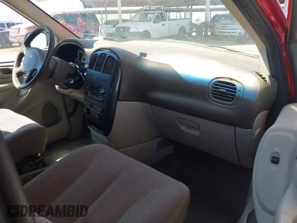 2007 Dodge Caravan SXT with VIN 1D4GP45R67B169465, listed as a IAAI auction lot 42786827 with 162,869 mi miles and . Bid and sale history available at DreamBid. Image 5.