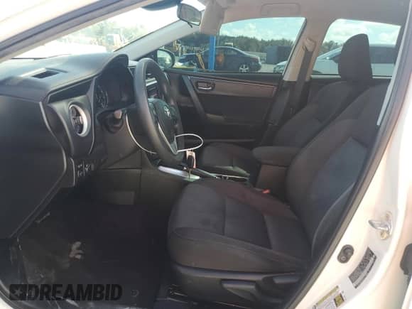 2019 Toyota Corolla LE with VIN 5YFBURHE5KP895284, listed as a Copart auction lot 87229175 with 139,141 mi miles and Non repairable. Bid and sale history available at DreamBid. Image 7.