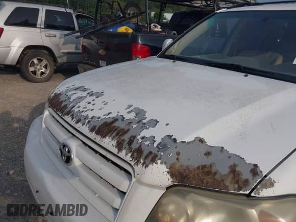 2004 Toyota Highlander with VIN JTEDP21A040020475, listed as a IAAI auction lot 43046254 with 299,920 mi miles and . Bid and sale history available at DreamBid. Image 6.