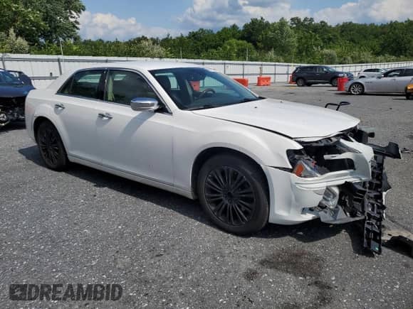 2011 Chrysler 300 C с VIN 2C3CK6CT3BH611840, выставлен на аукционе Copart как лот 65411475 с пробегом 121 263 миль миль и Списание • Salvage title. История ставок и продаж доступна на DreamBid. Изображение 4.