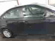 2017 Chevrolet Sonic LS z VIN 1G1JB5SHXH4102773, wystawiony jako IAAI lot #43060277 z przebiegiem 111 126 mil mil oraz . Historia ofert i sprzedaży dostępna na DreamBid. Obrazek 13.