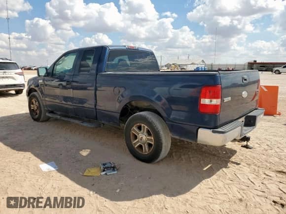 2005 Ford F-150 STX z VIN 1FTRX12W45FB60462, wystawiony jako Copart lot #82183875 z przebiegiem 194 841 mil mil oraz Szkoda całkowita • Salvage title. Historia ofert i sprzedaży dostępna na DreamBid. Obrazek 2.