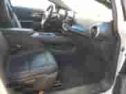 2024 Chevrolet Equinox EV LT z VIN 3GN7DLRP9RS279773, wystawiony jako Copart lot #71638445 z przebiegiem 17 333 mil mil oraz Szkoda całkowita • Salvage title. Historia ofert i sprzedaży dostępna na DreamBid. Obrazek 7.