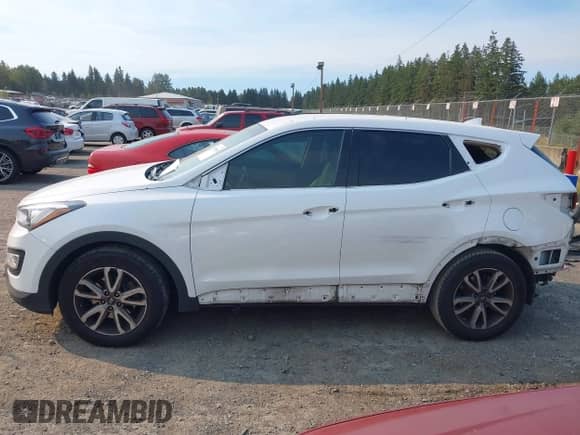 2014 Hyundai Santa Fe z VIN 5XYZU3LA3EG126890, wystawiony jako IAAI lot #42974858 z przebiegiem 103 129 mil mil oraz . Historia ofert i sprzedaży dostępna na DreamBid. Obrazek 15.