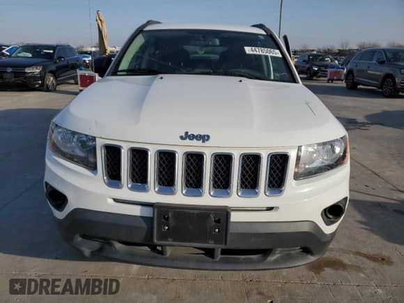 2017 Jeep Compass Sport with VIN 1C4NJCBA7HD146278, listed as a Copart auction lot 44785065 with 104,816 mi miles and Salvage title. Bid and sale history available at DreamBid. Image 5.