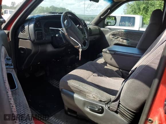 2001 Dodge 1500 с VIN 1B7HF13Z41J249432, выставлен на аукционе Copart как лот 60514354 с пробегом 168 707 миль миль и Списание • Salvage title. История ставок и продаж доступна на DreamBid. Изображение 8.