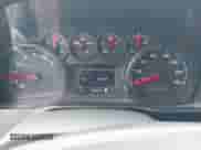 2020 Chevrolet Silverado 1500 Custom z VIN 3GCPWBEH4LG334717, wystawiony jako IAAI lot #42671193 z przebiegiem 215 397 mil mil oraz . Historia ofert i sprzedaży dostępna na DreamBid. Obrazek 7.