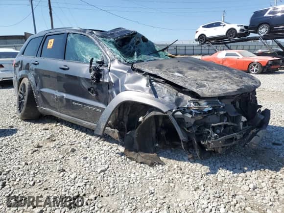 2017 Jeep Grand Cherokee Summit с VIN 1C4RJFJT3HC920392, выставлен на аукционе Copart как лот 71454015 с пробегом Не указан миль и Списание • Salvage title. История ставок и продаж доступна на DreamBid. Изображение 4.